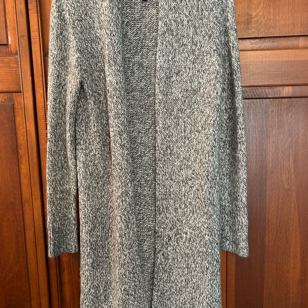 Apt. 9 Silver/Gray Knit Sweater long sleeve open front Holiday sparkle size M